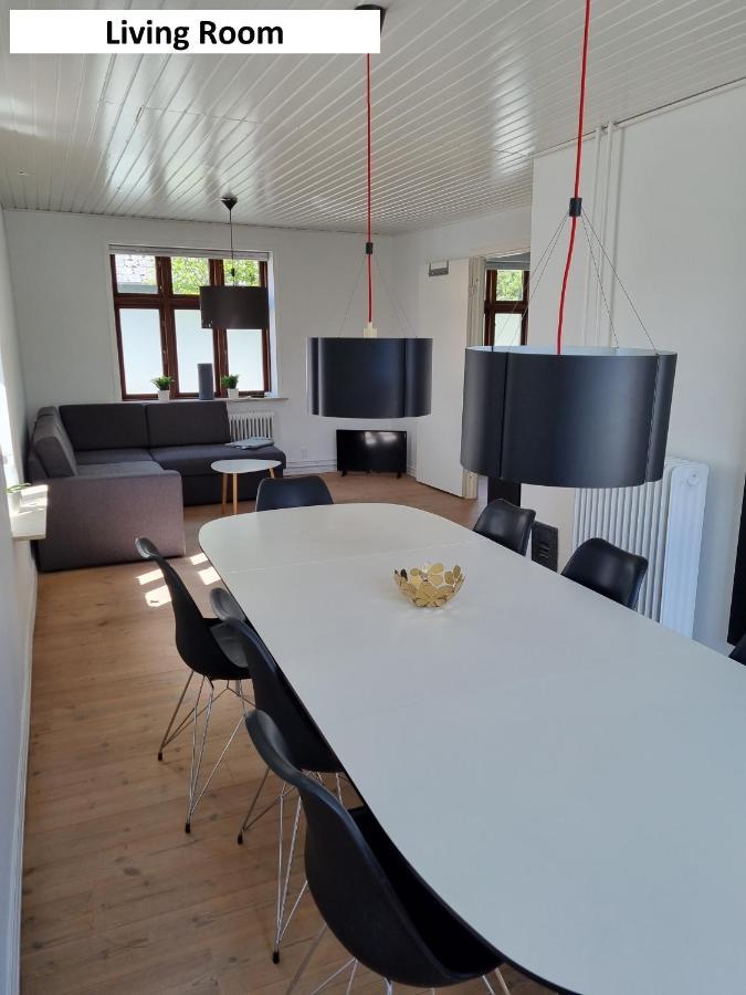 Taet Pa Centrum & Mch/Boxen - Huset Nr. 11 Herning Bagian luar foto
